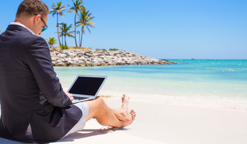 Os benefícios de praticar bleisure nas viagens corporativas